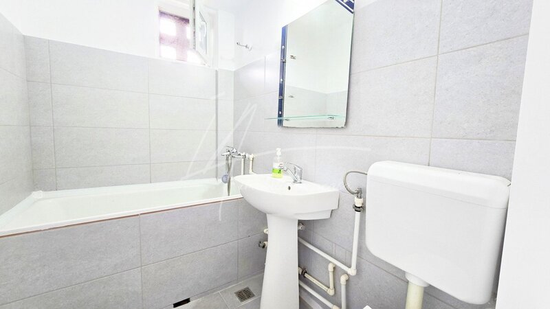 Ultracentral Ploiesti, apartament ideal Booking